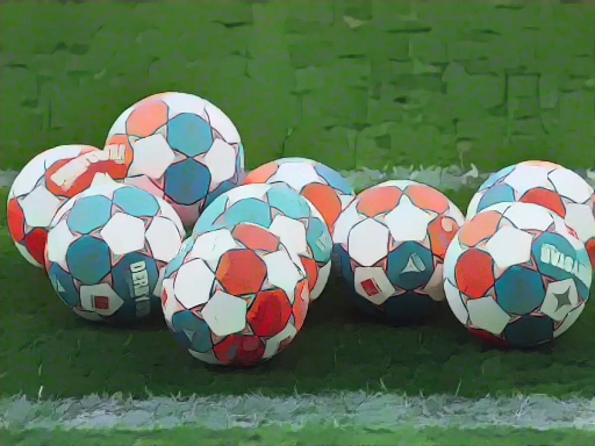 Pitch unplayable: Gladau's return postponed