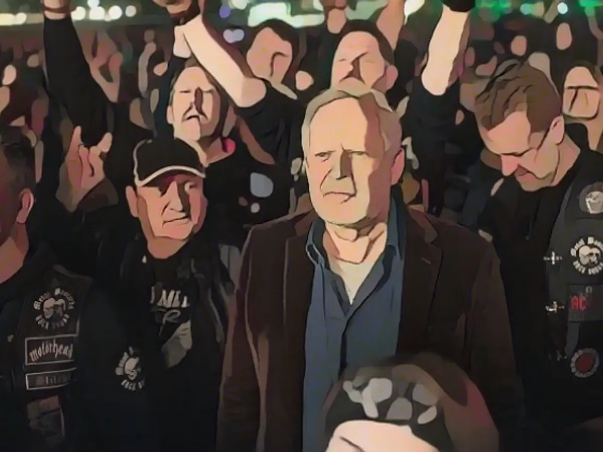 Borowski among headbangers