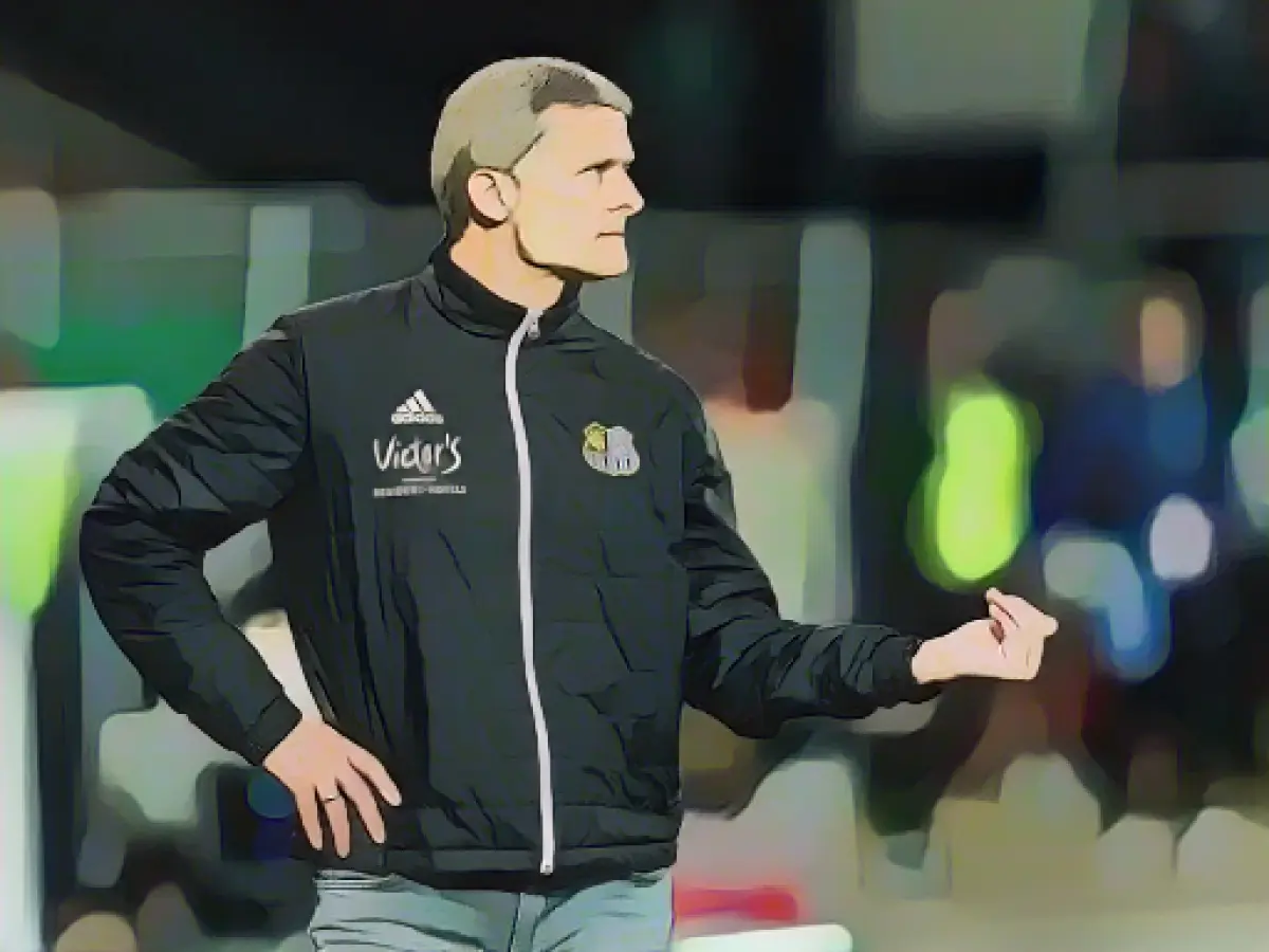 Saarbrücken wins at Hallescher FC