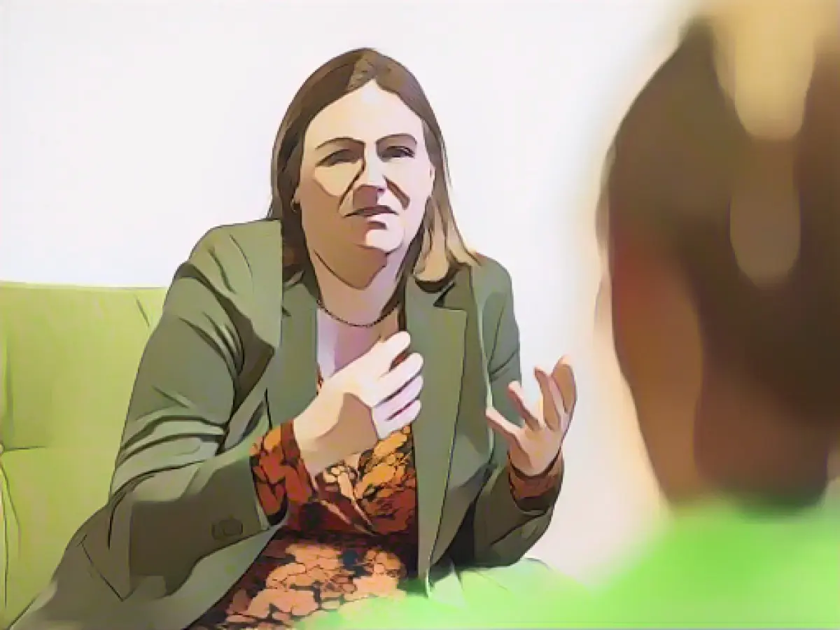 Binz: More support for caring children and young people