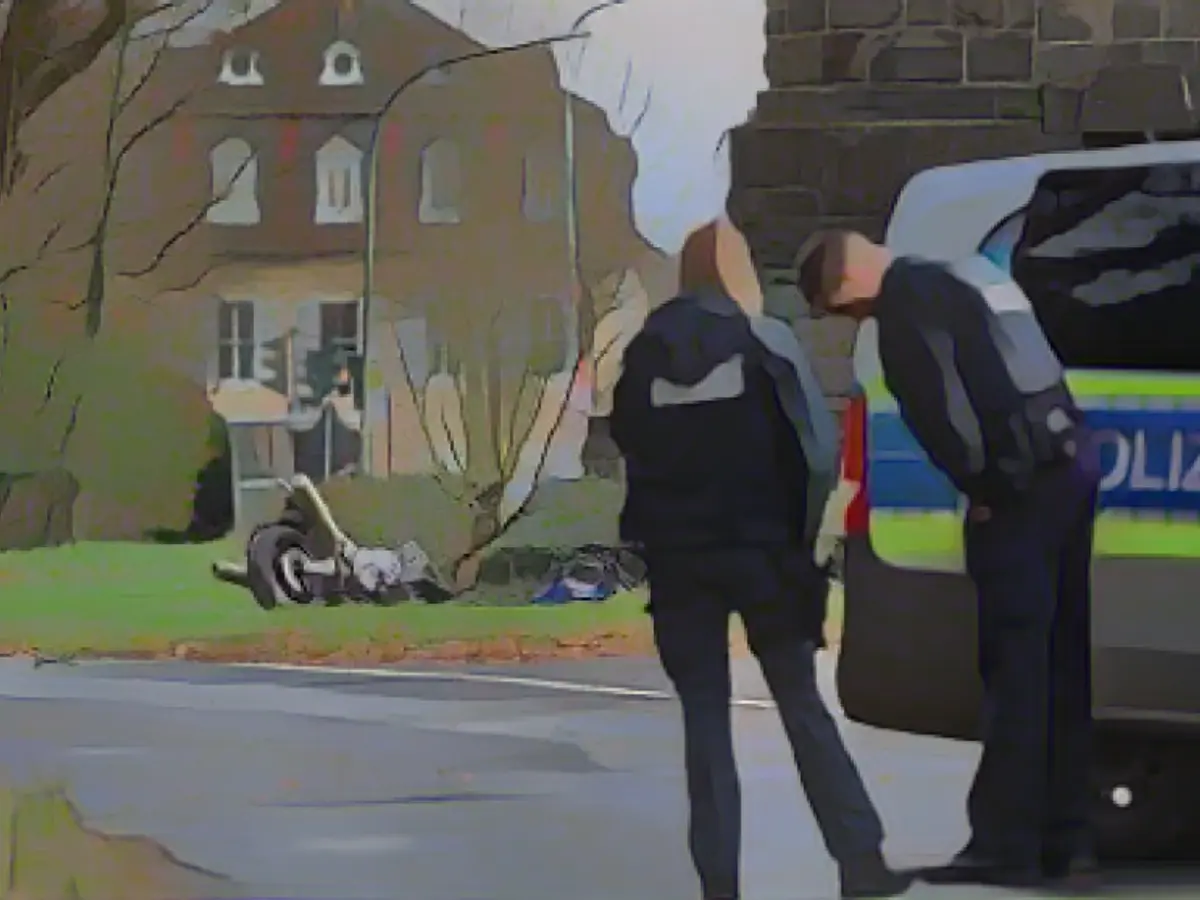 Motorcycle crashes into Bismarck Tower in Hanau