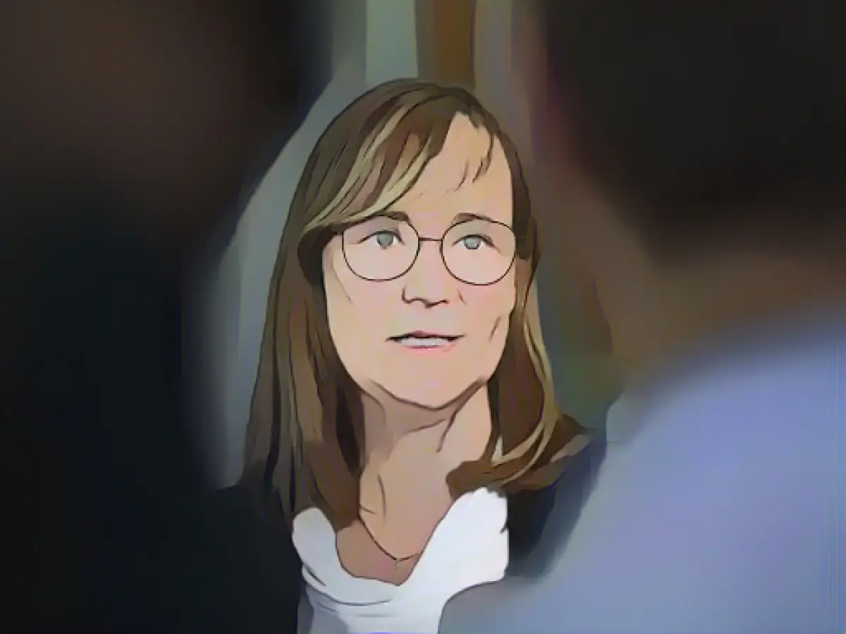 Von Angern: Hardship fund is increasingly becoming an anger fund