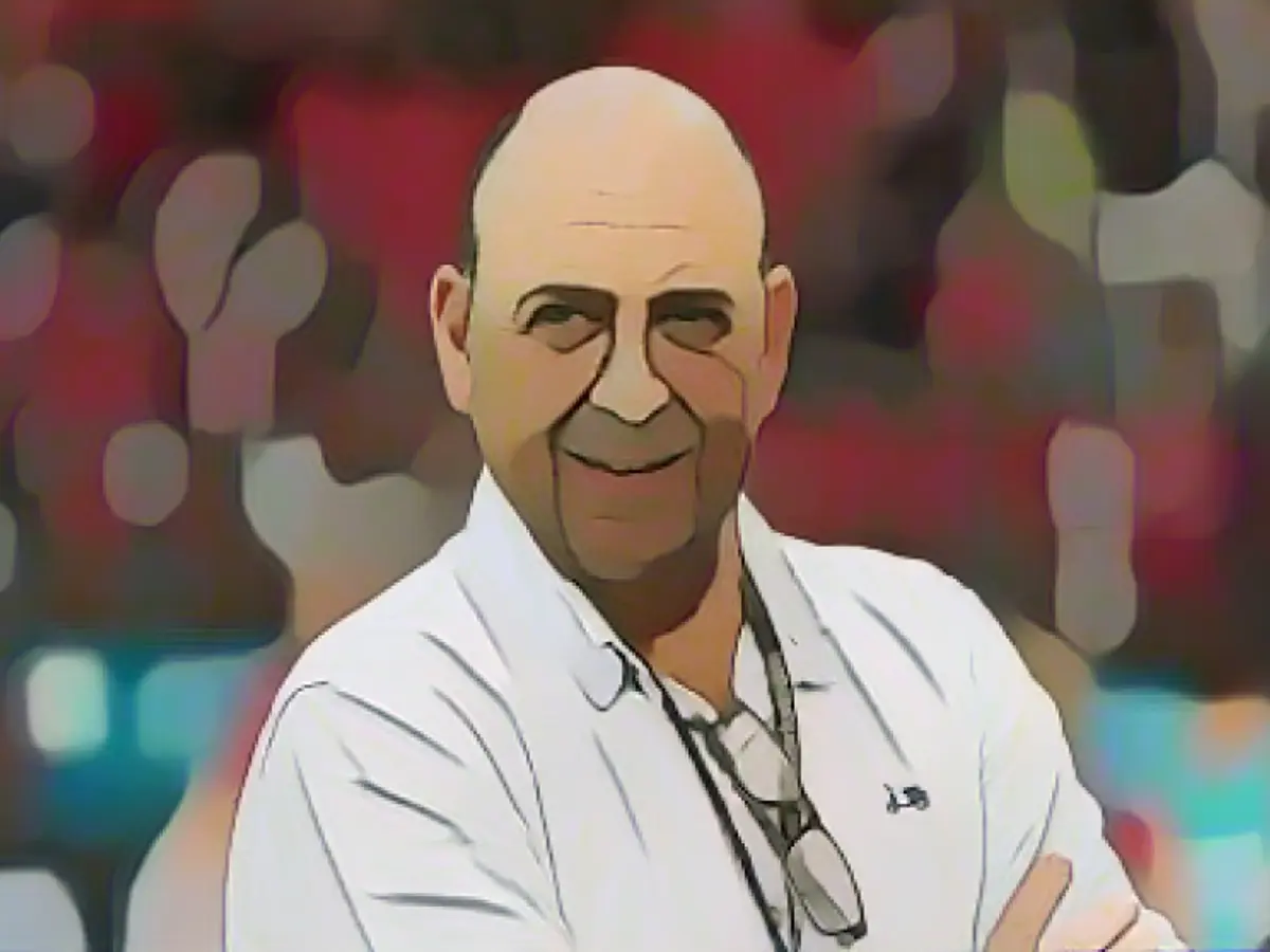 Bayer boss Carro criticizes fan poster in Bremen