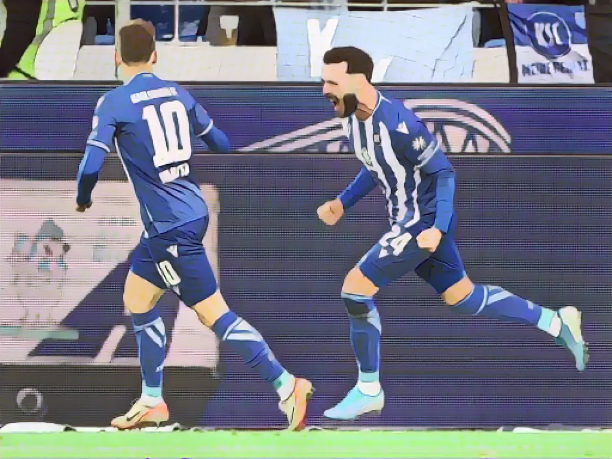 Lightning goal and brace: Karlsruhe defeats 1 FC Nuremberg