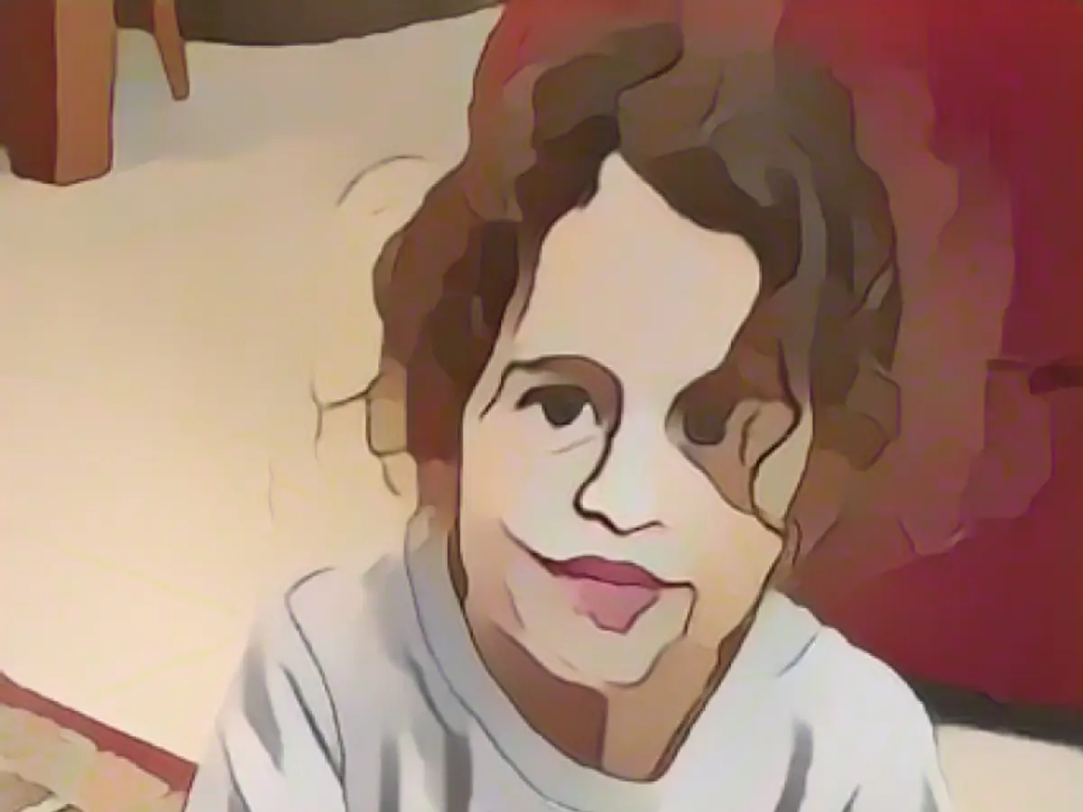 Abigail (4) survived under her father's body