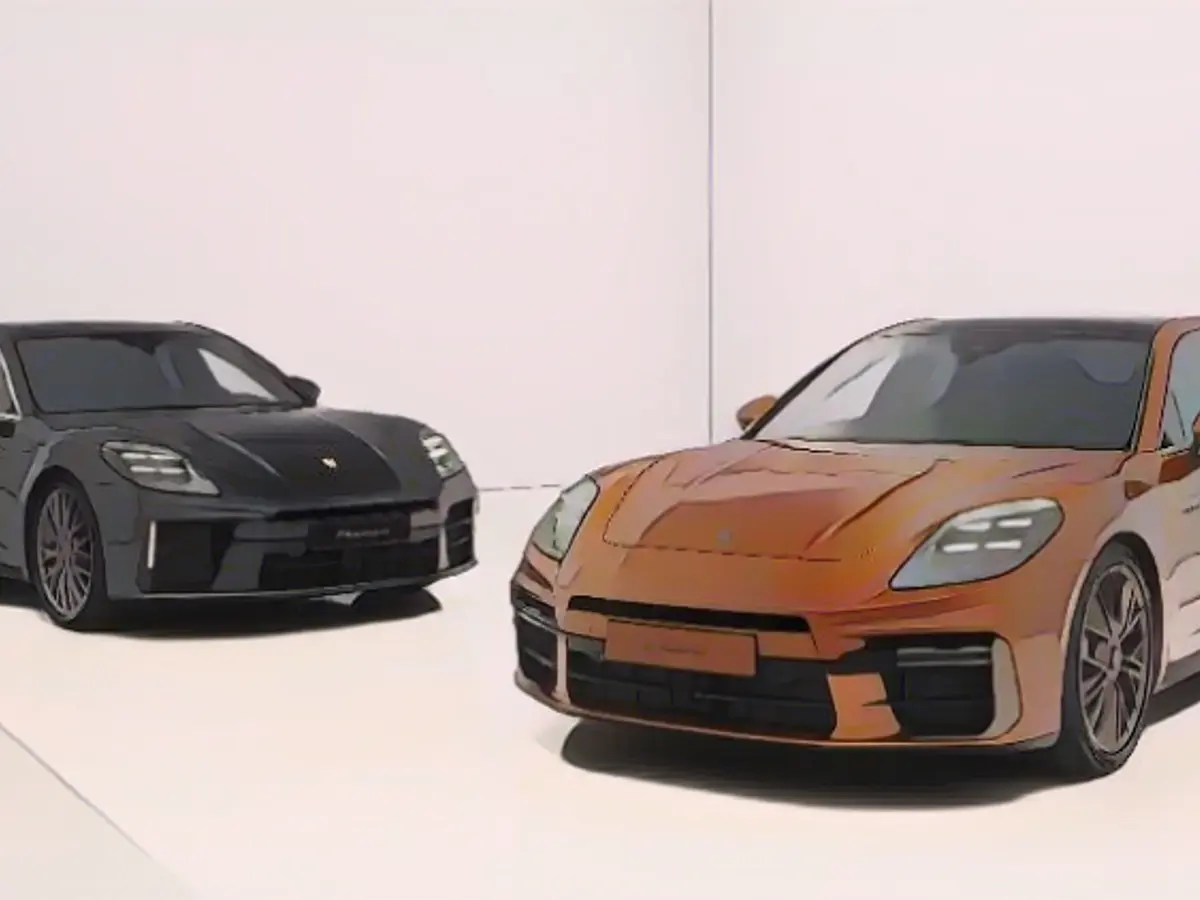 Porsche Panamera - luxury class barely grows and keeps V8