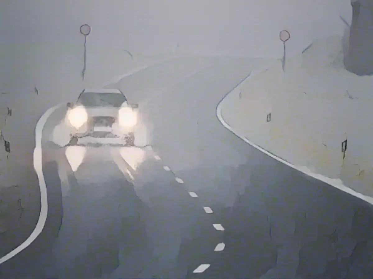 Weather service warns of snowfall and icy conditions