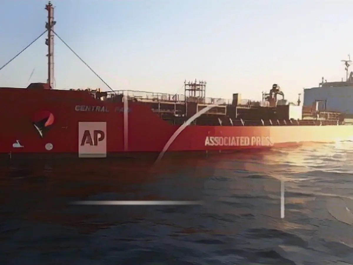 US Navy frees hijacked tanker in the Gulf of Aden