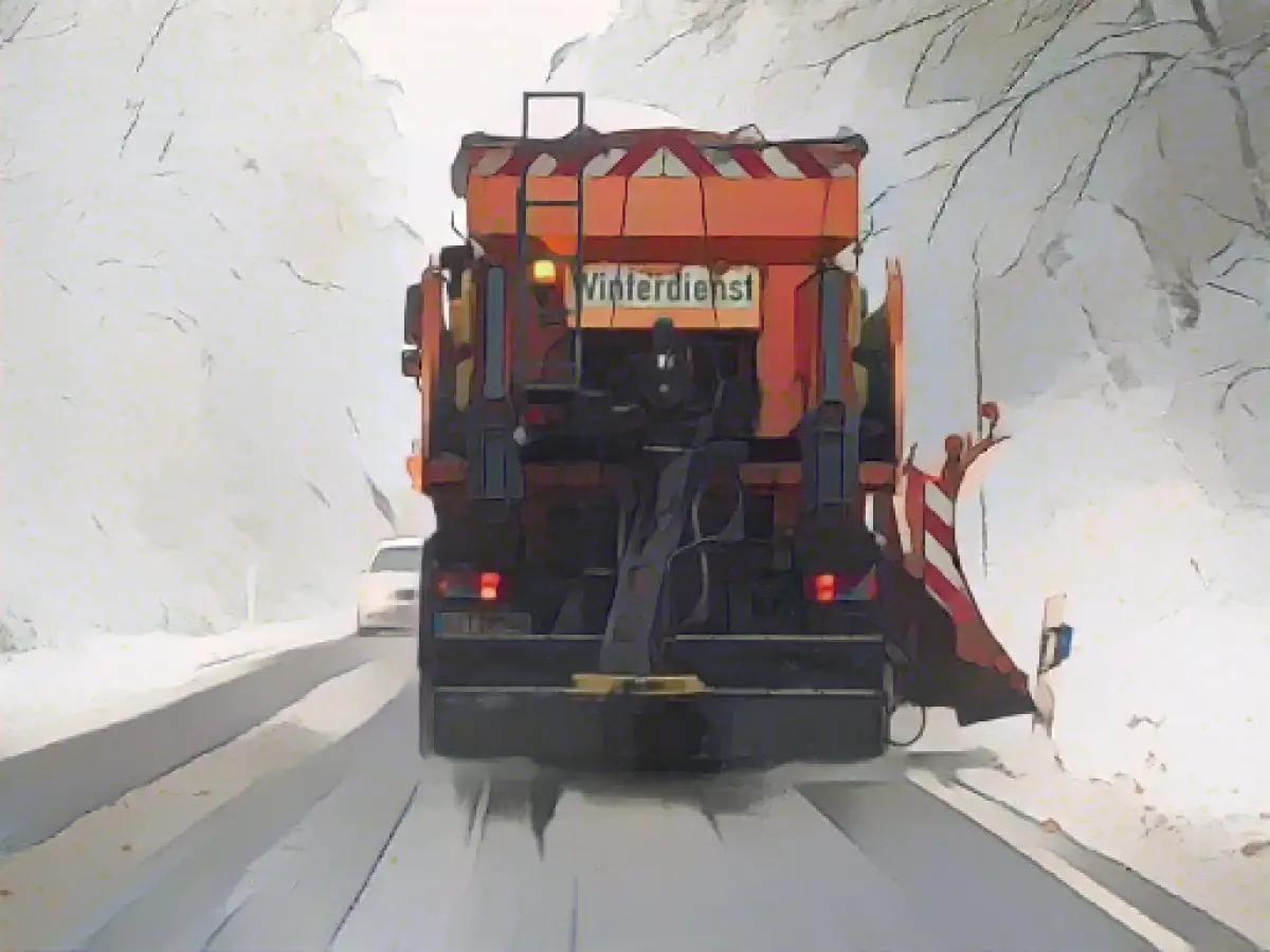 Weather service expects snow in many places