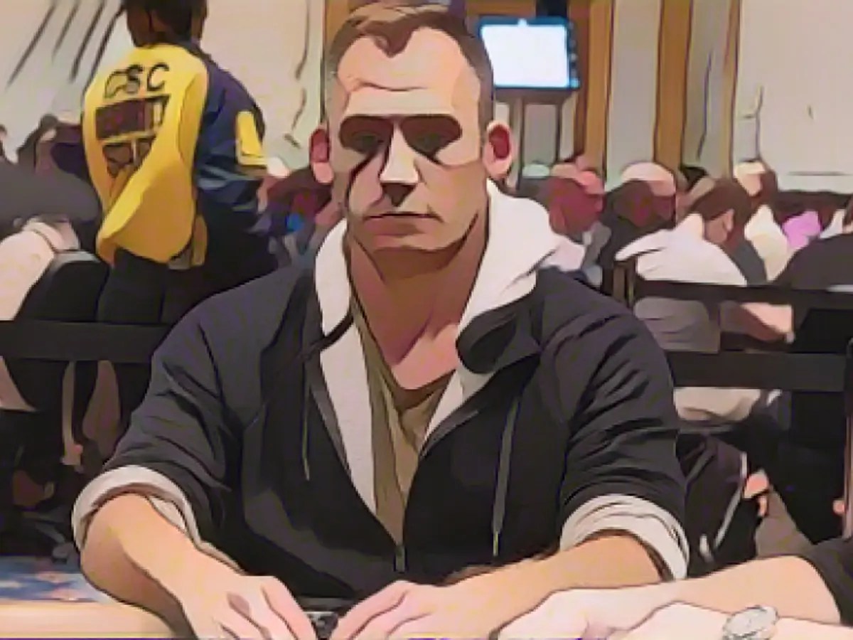 Poker millionaires battle for online titles