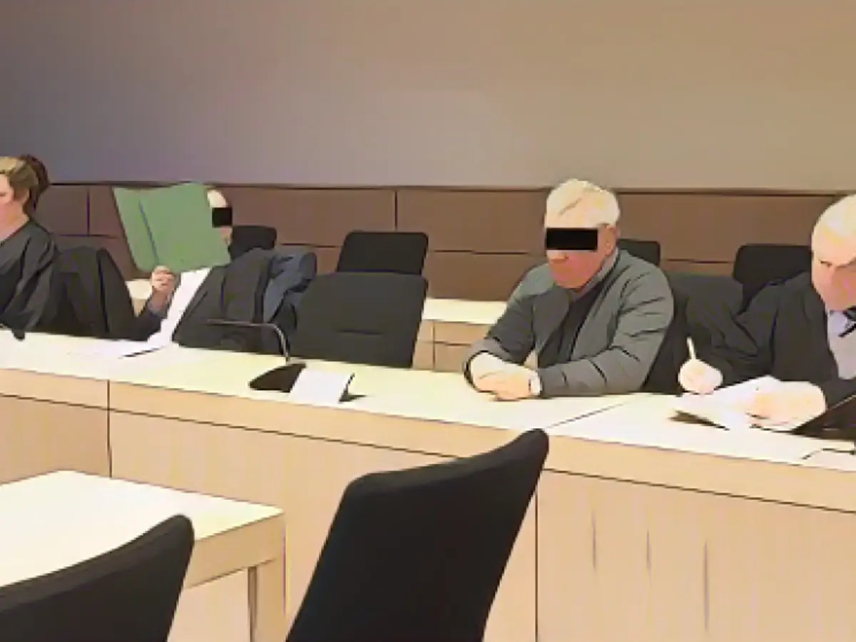 Power plant manager convicted of bribery