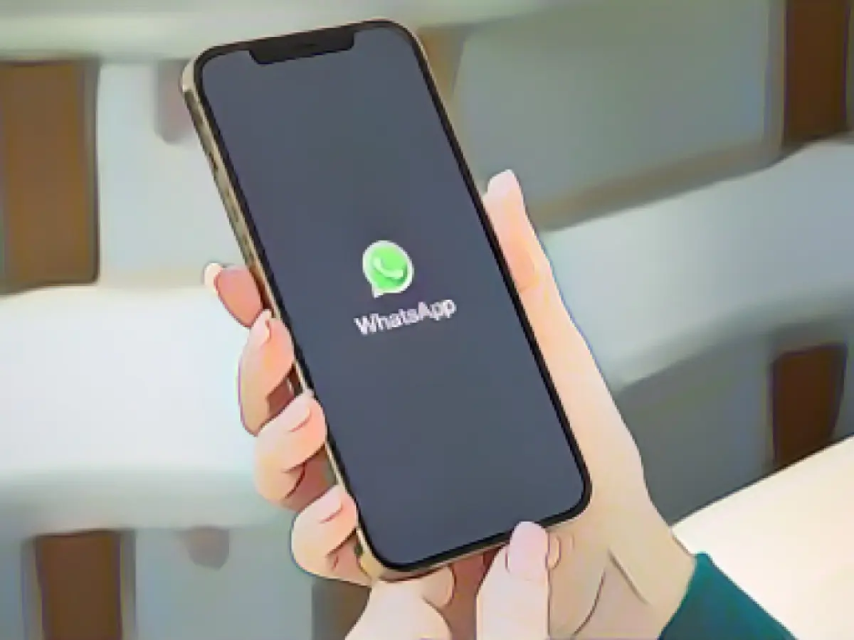 Hide your private WhatsApp chats with 'secret codes'