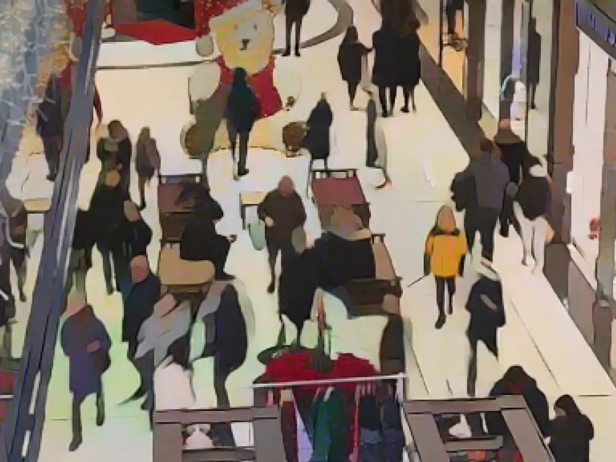 Open Sunday: hopefully the knot will burst