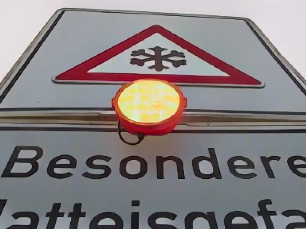 Lost control on slippery road - 10,000 euros damage