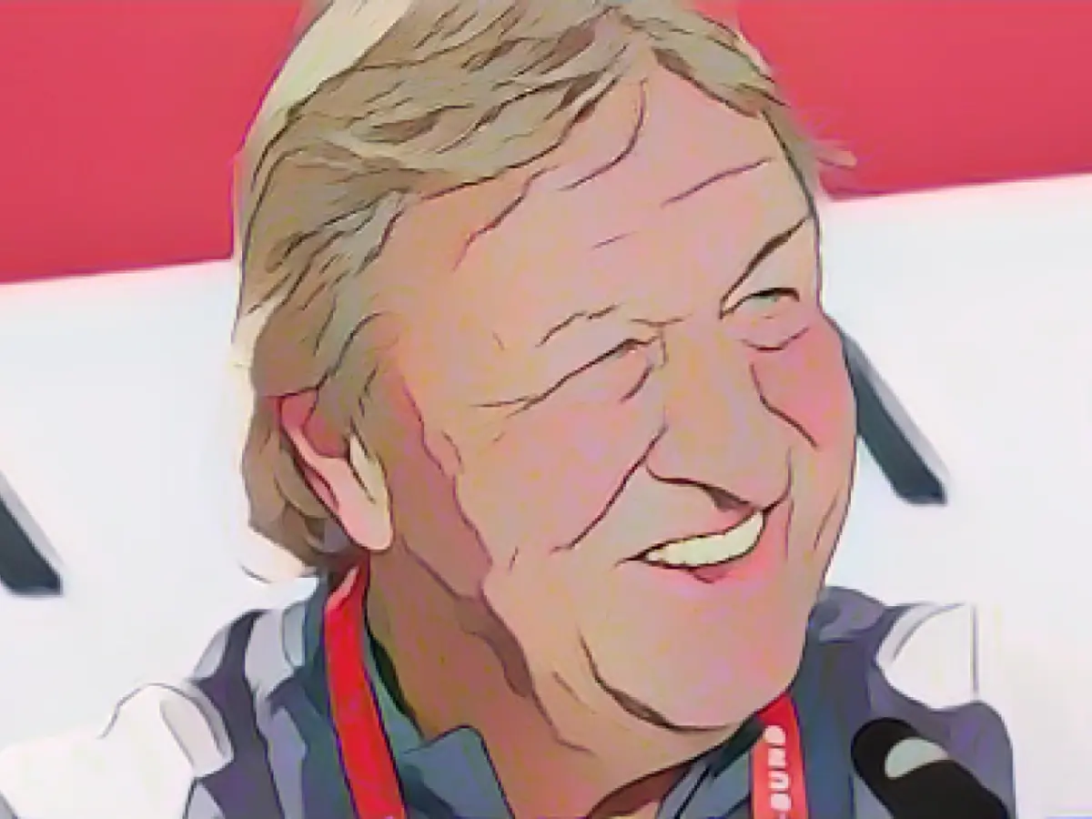 Hrubesch on Rostock return: With a smile on his face