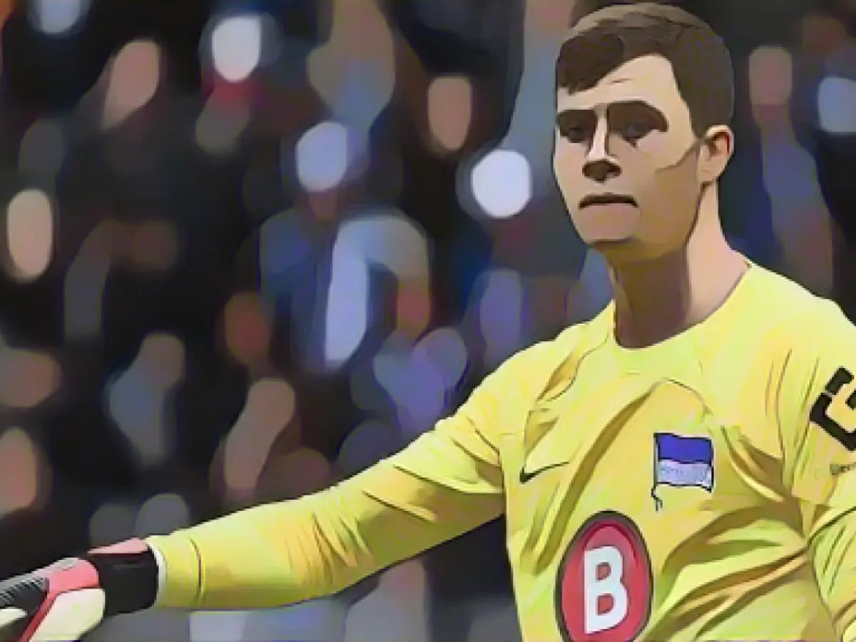 Hertha keeper Ernst: "You're allowed to bang the table sometimes"