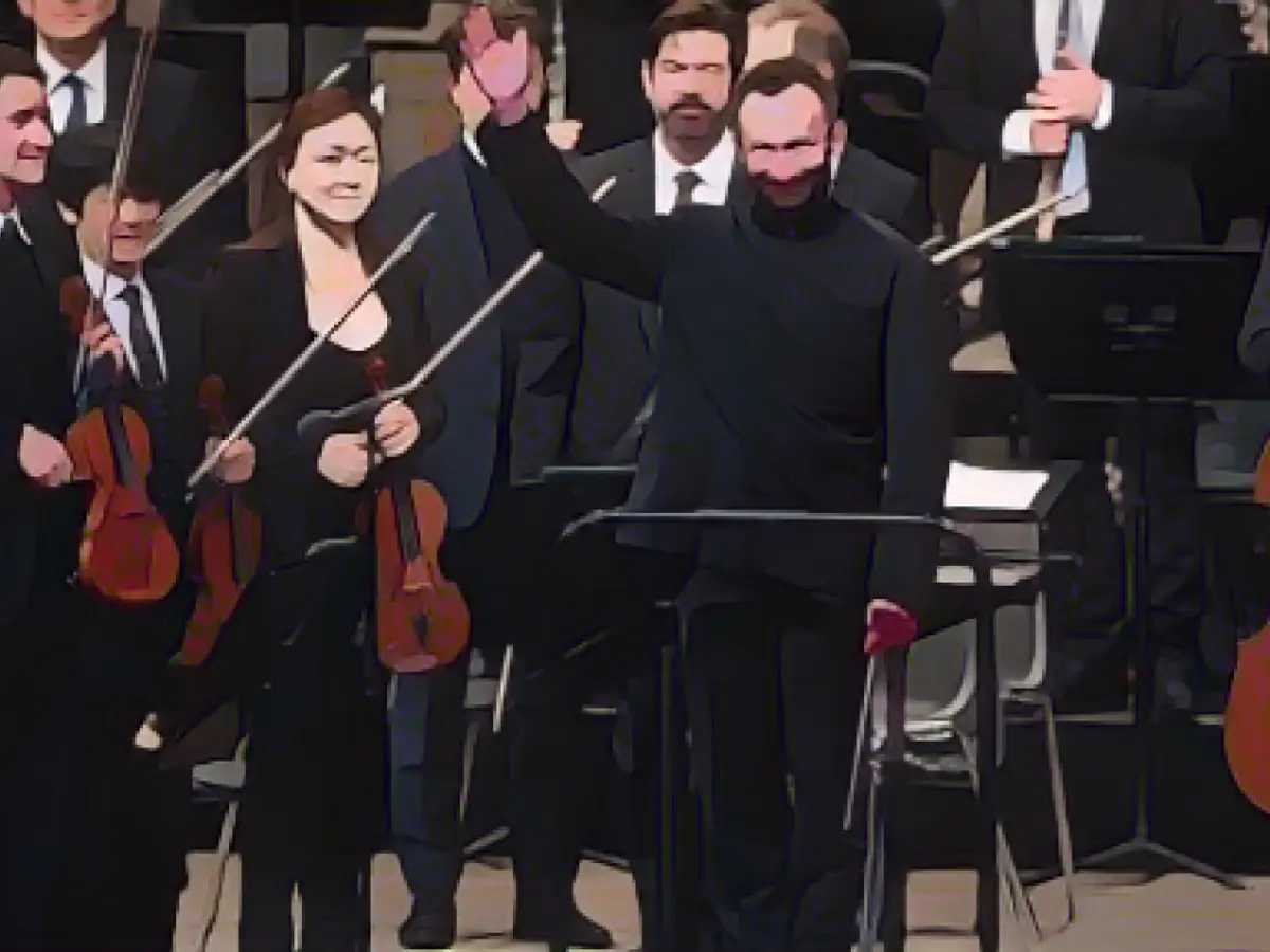 Philharmonic Orchestra streams New Year's Eve concert in 350 cinemas