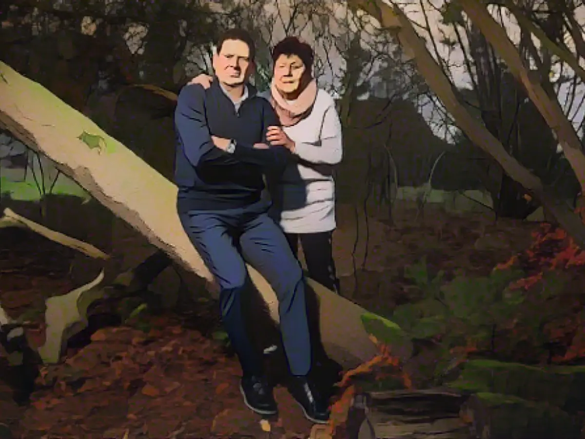 Then Mama Ulrich knew about Jan's doping