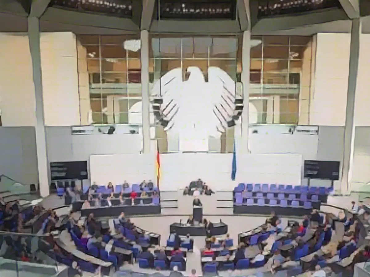 Ampel coalition struggles to find solutions to budget crisis