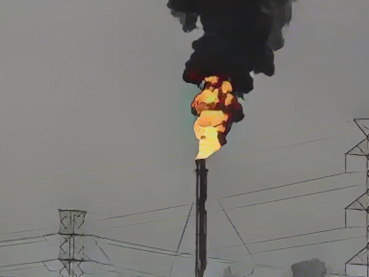 Opec+ wants to cut oil production further