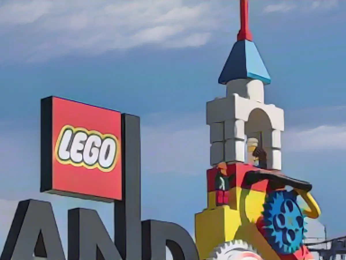 Penalty orders after roller coaster accident with around 30 injuries