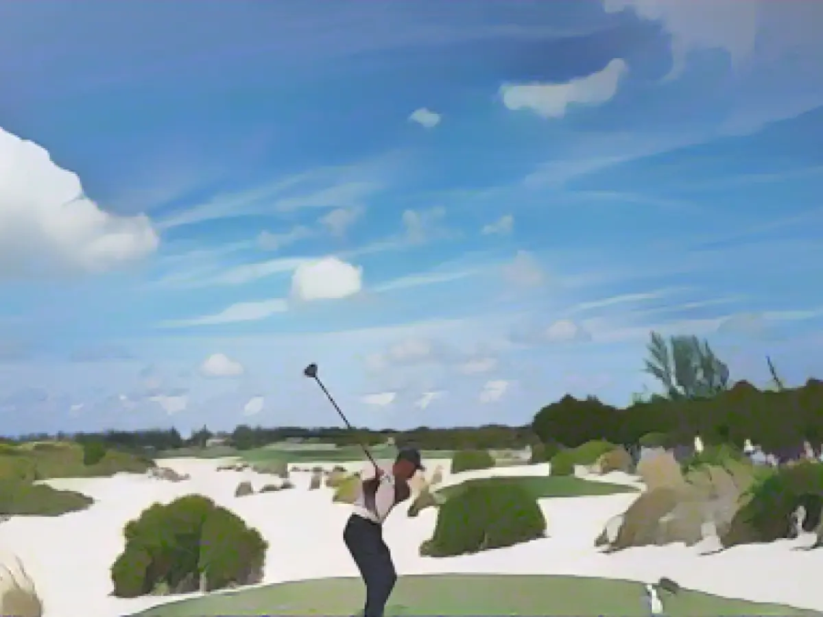 Comeback in the Bahamas: Tiger Woods is back