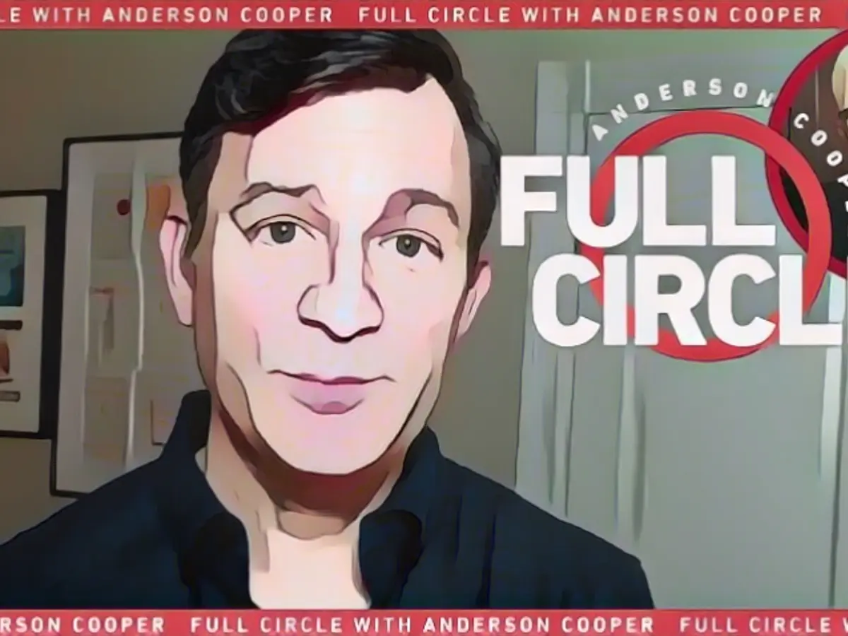 Good Morning America weekend host Dan Harris leaves after 21 years