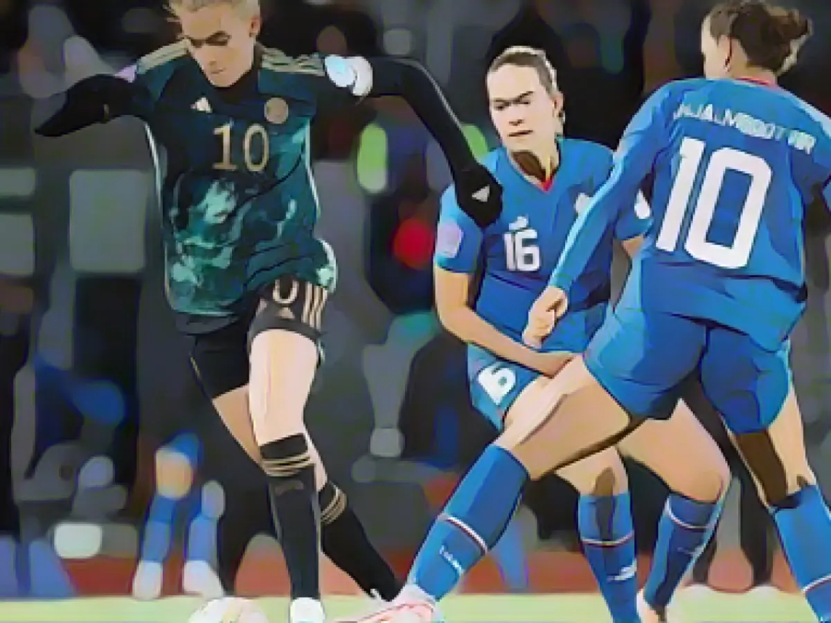 Hrubesch will have to do without Laura Freigang in Wales