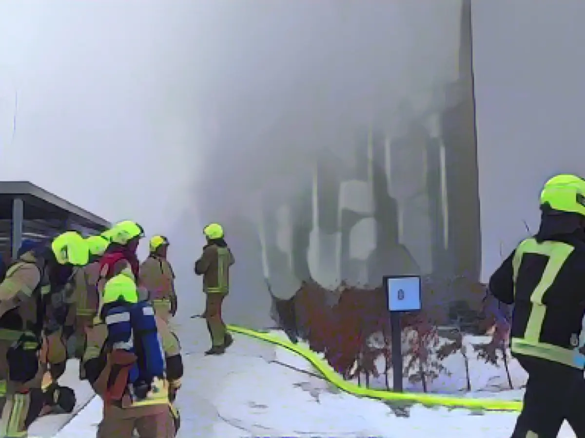 House initially uninhabitable after cellar fire in Hellersdorf