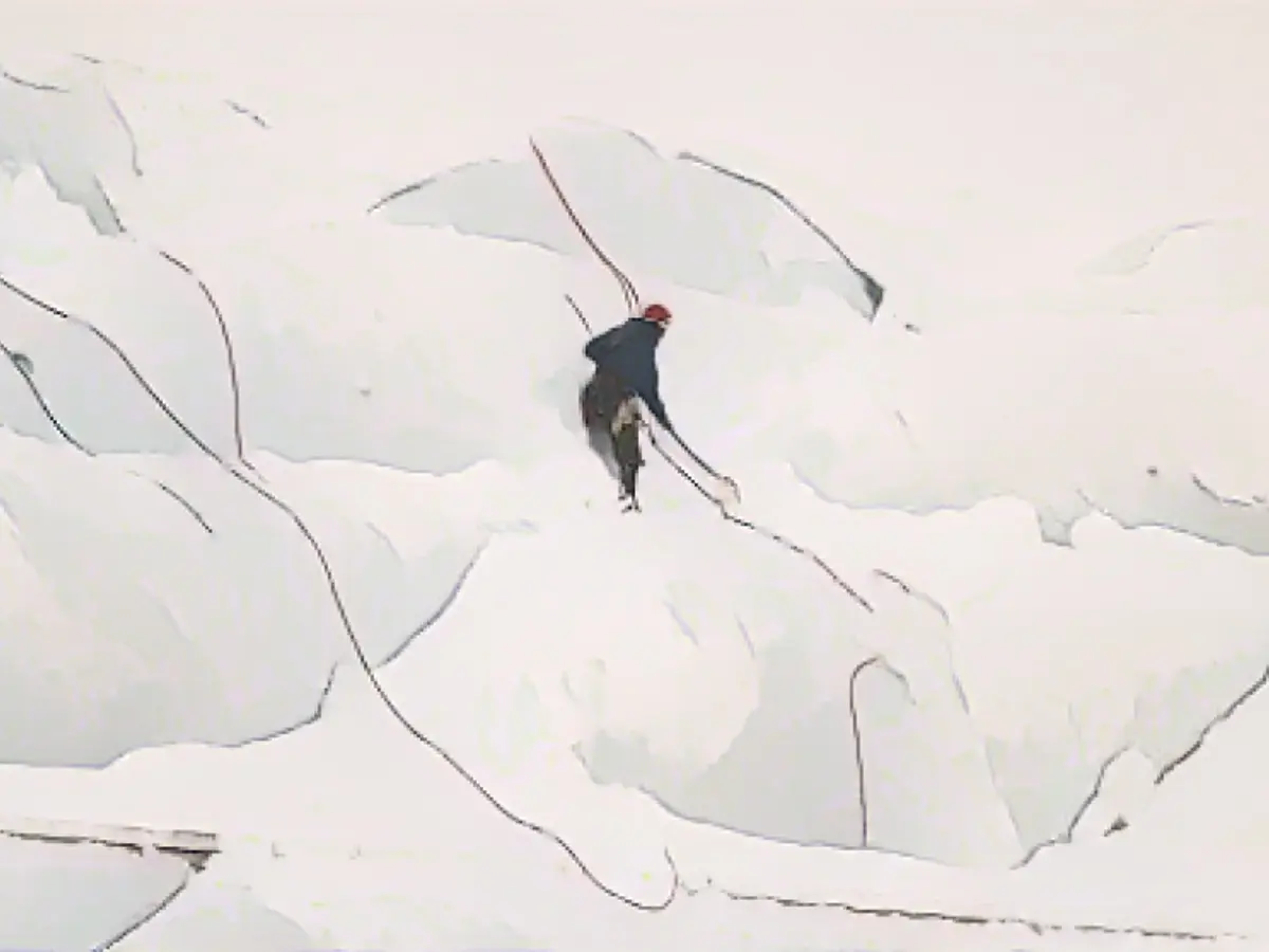 Spectacular snow clearing in Bavaria!