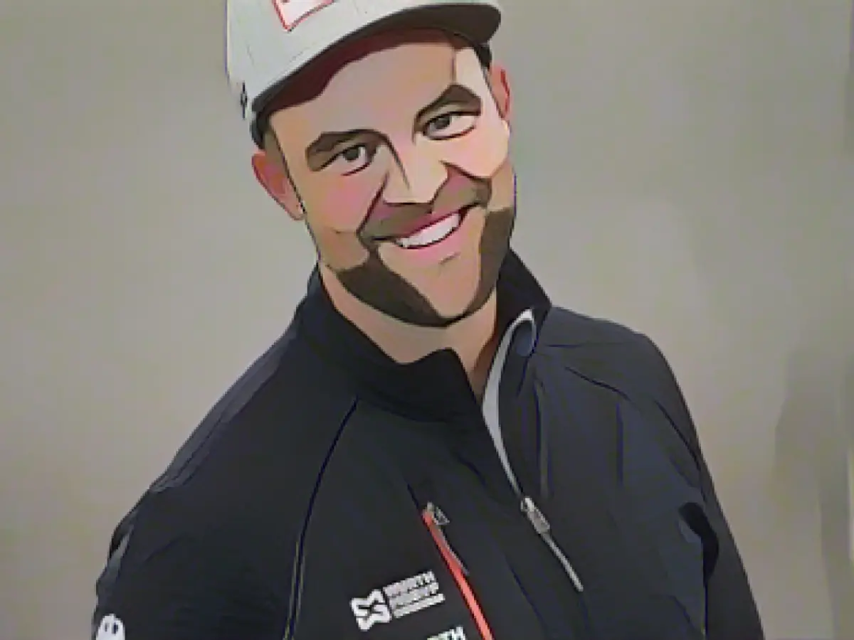 Snowboard crossers miss out on podium places at the start of the season