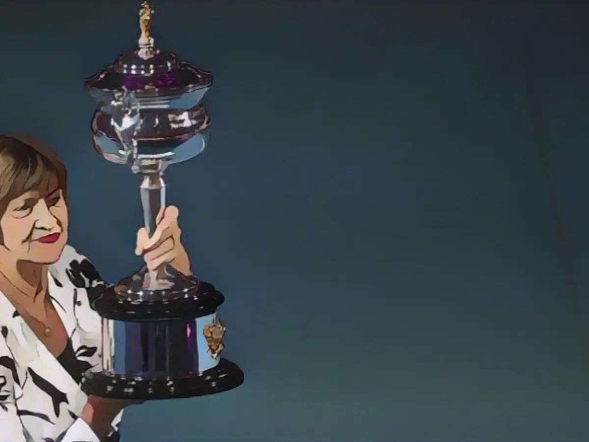 'This is very, very wrong' - Margaret Court criticizes John McEnroe and Martina Navratilova's protests