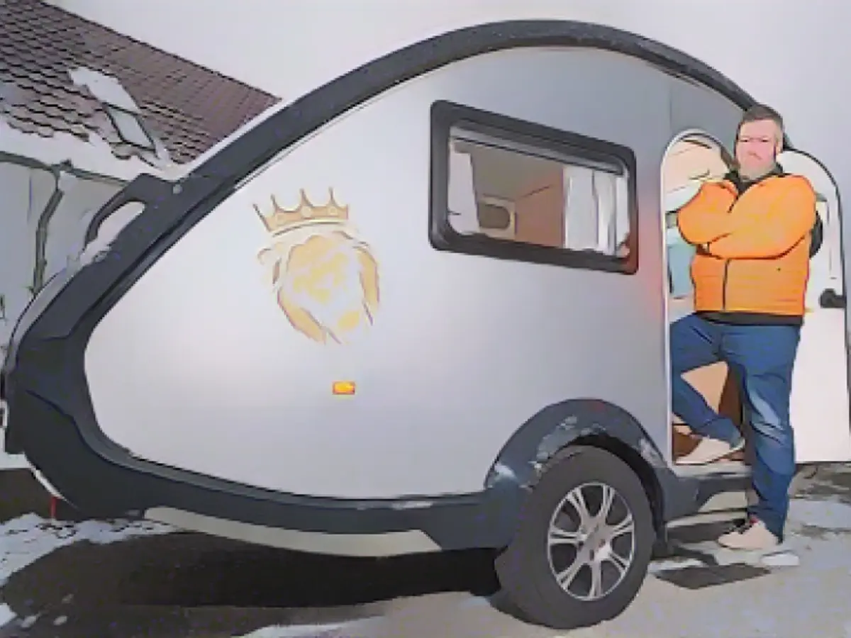 Caravan thieves leave vibrator and drugs behind