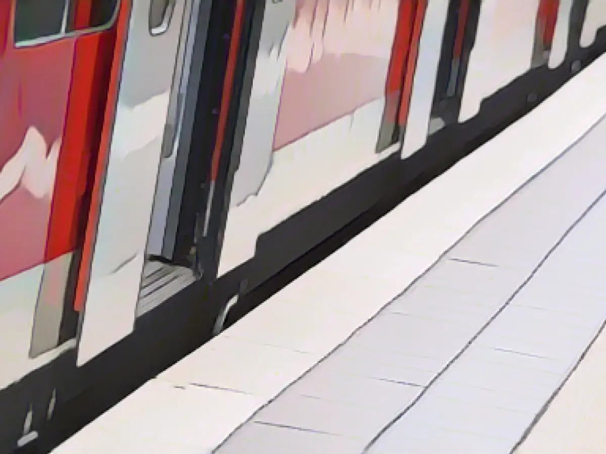 S-Bahn service between Rostock and Warnemünde running again