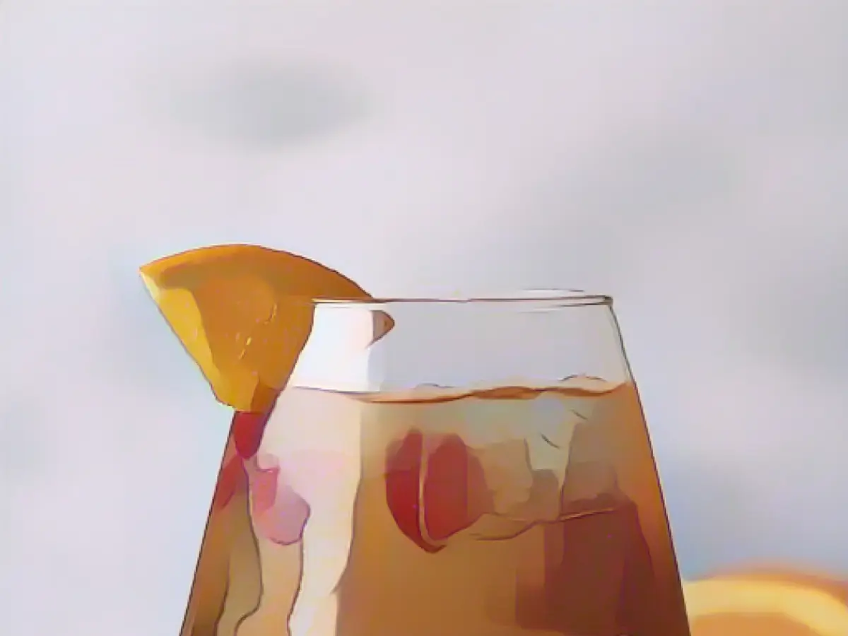 Sangria: Social Butterfly