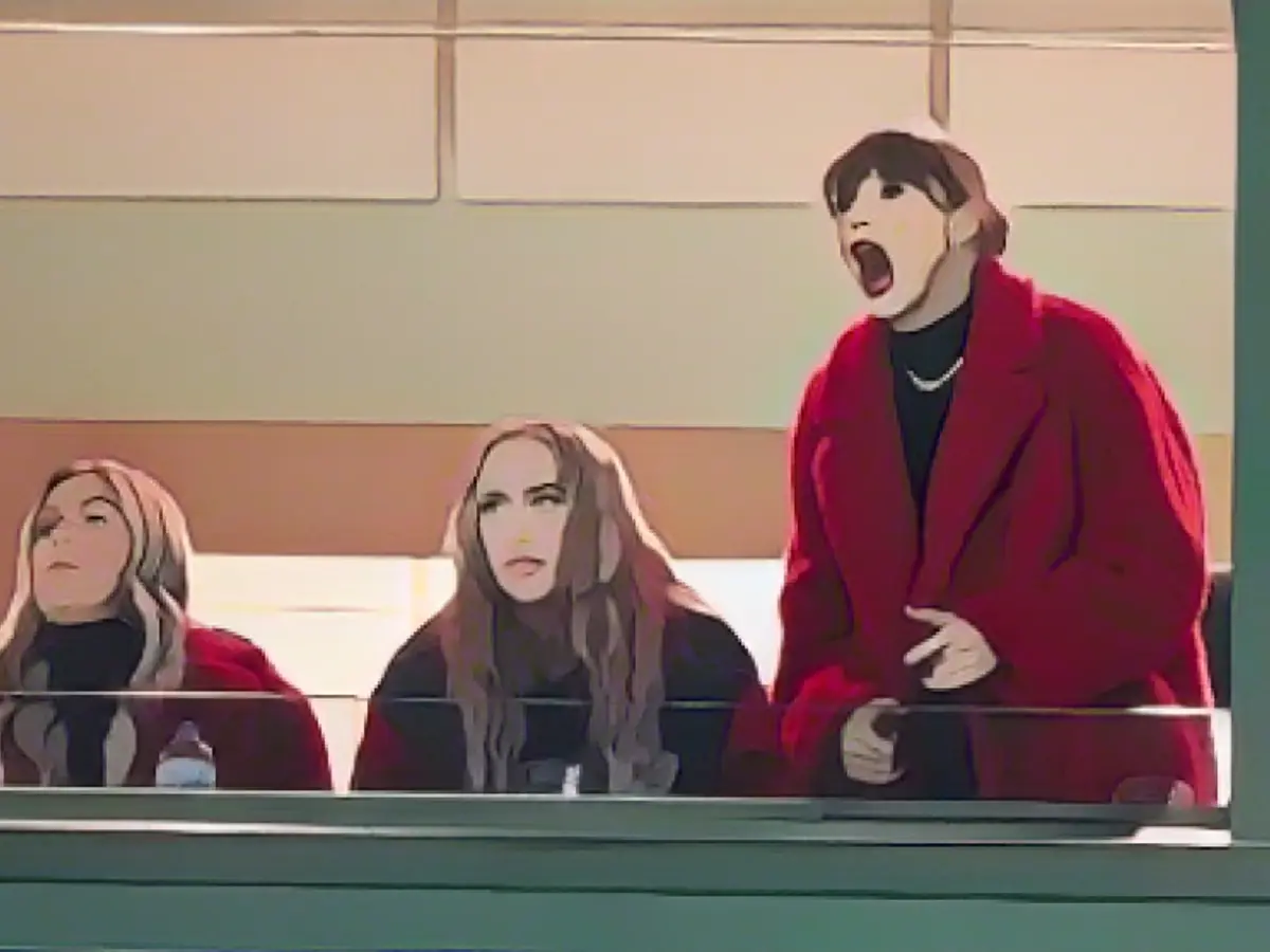 Taylor Swift sees her boyfriend lose