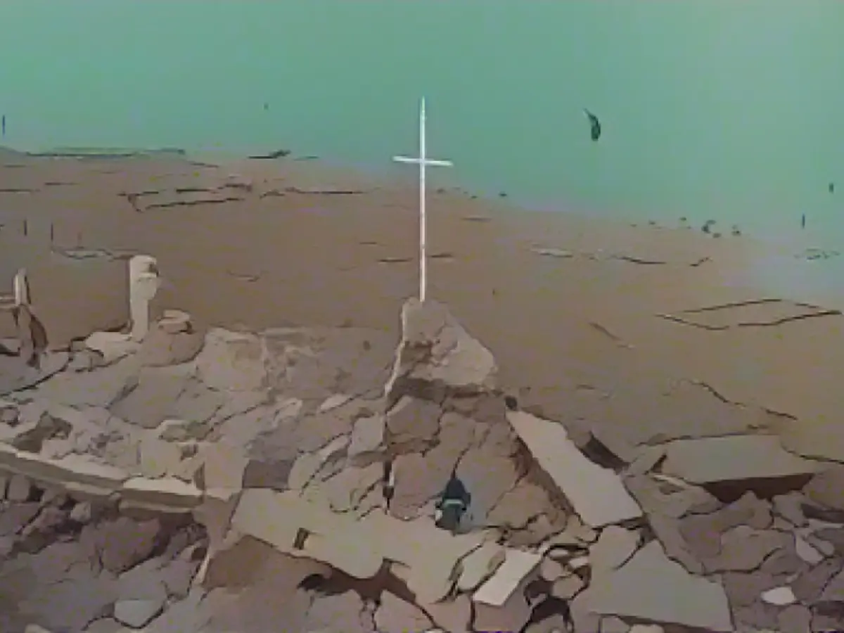 Shudderingly beautiful: These villas are only inhabited by ghosts