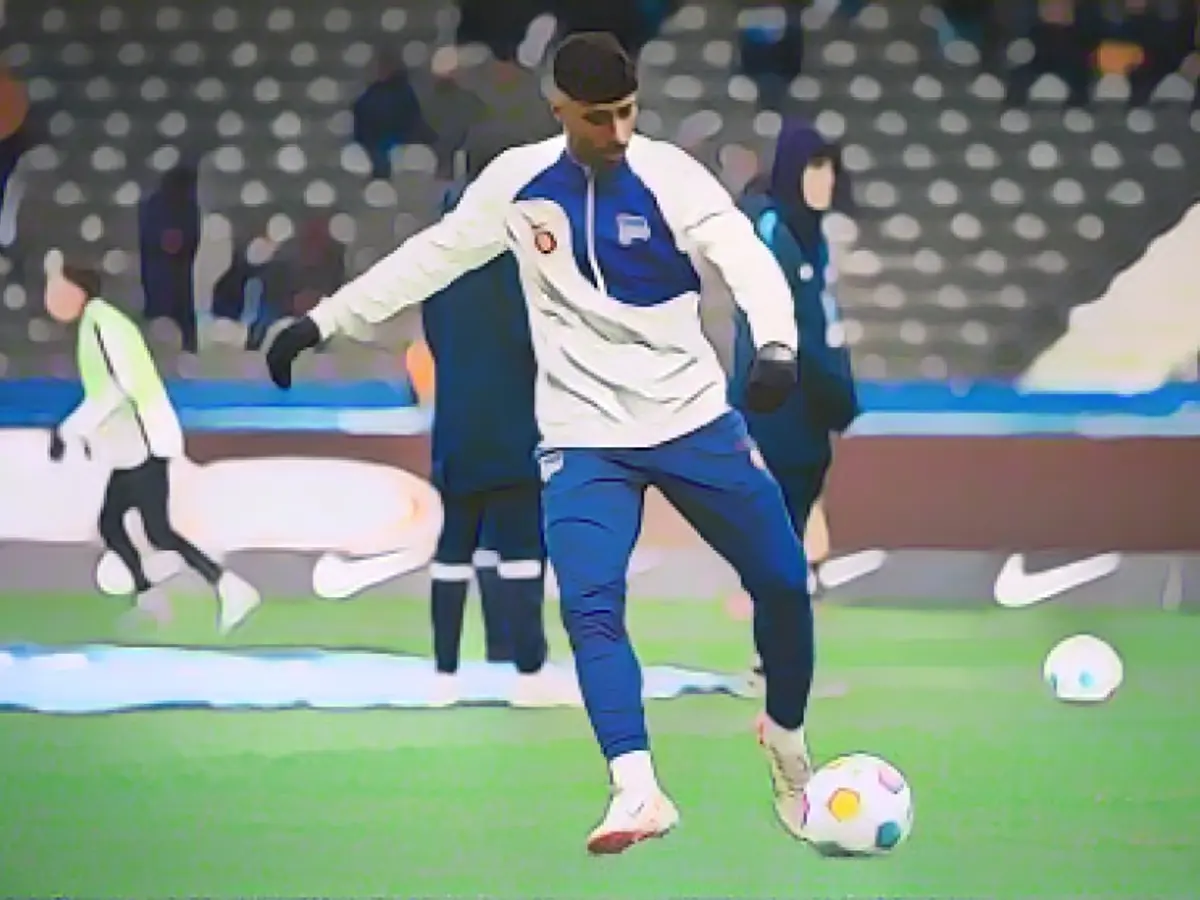 Jindaoui beckons for cup debut against HSV