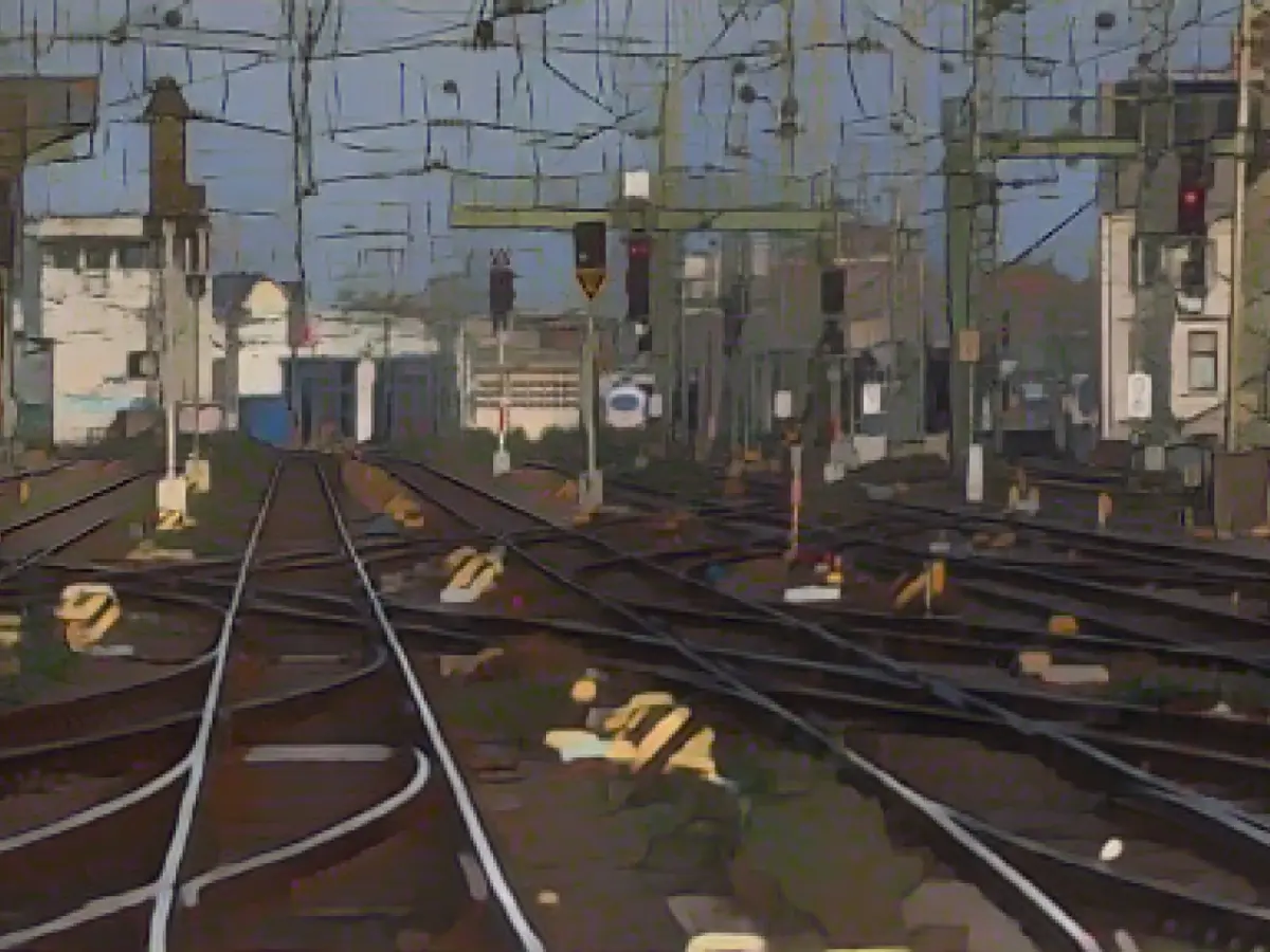 Slatted frame on the S-Bahn tracks: no injuries