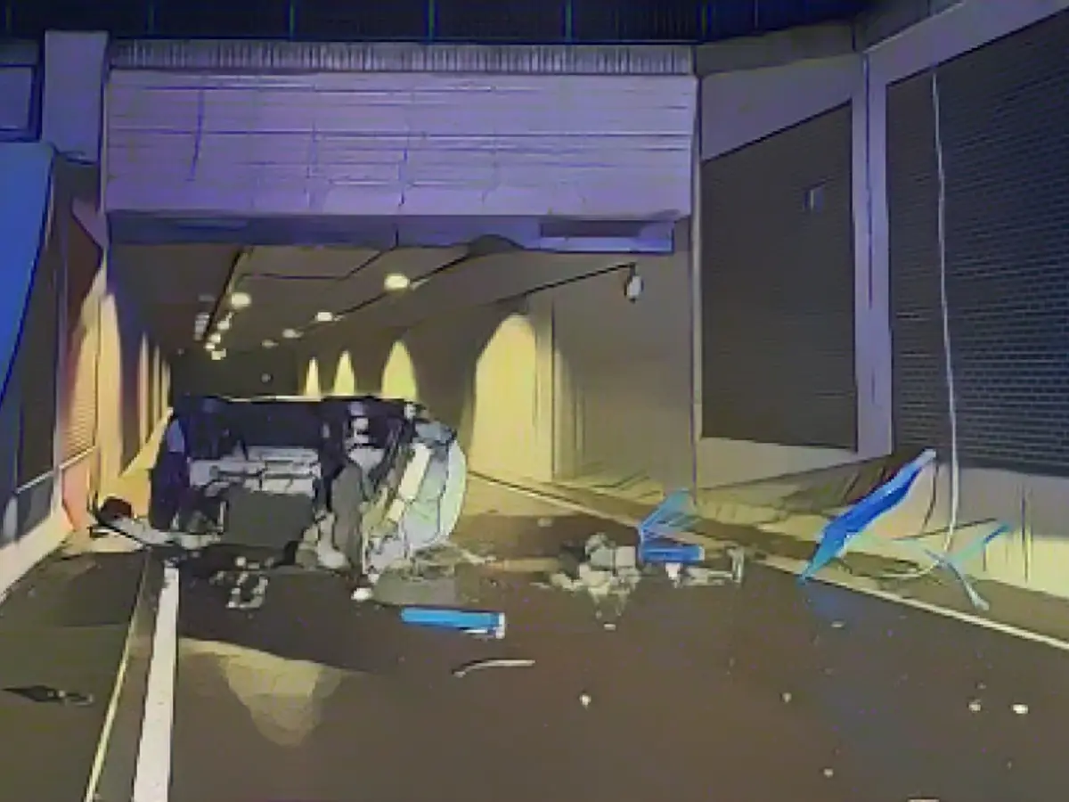 Car plunges six meters into the depths