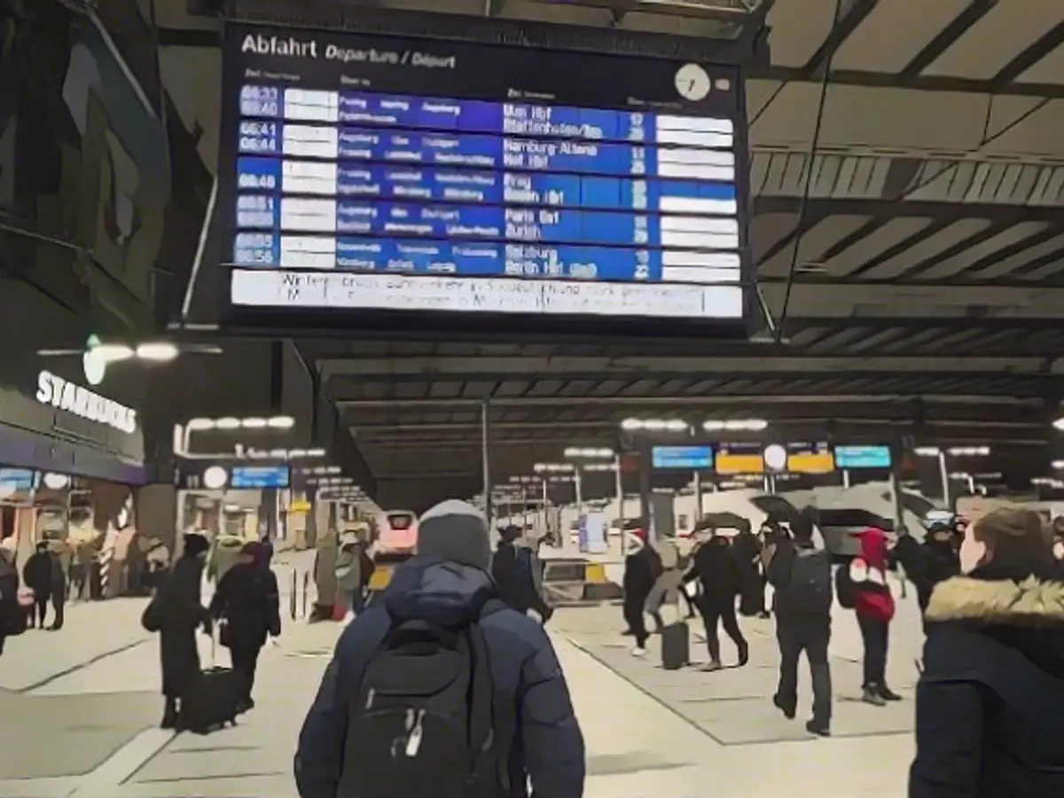 Munich Airport partially suspends operations on Tuesday