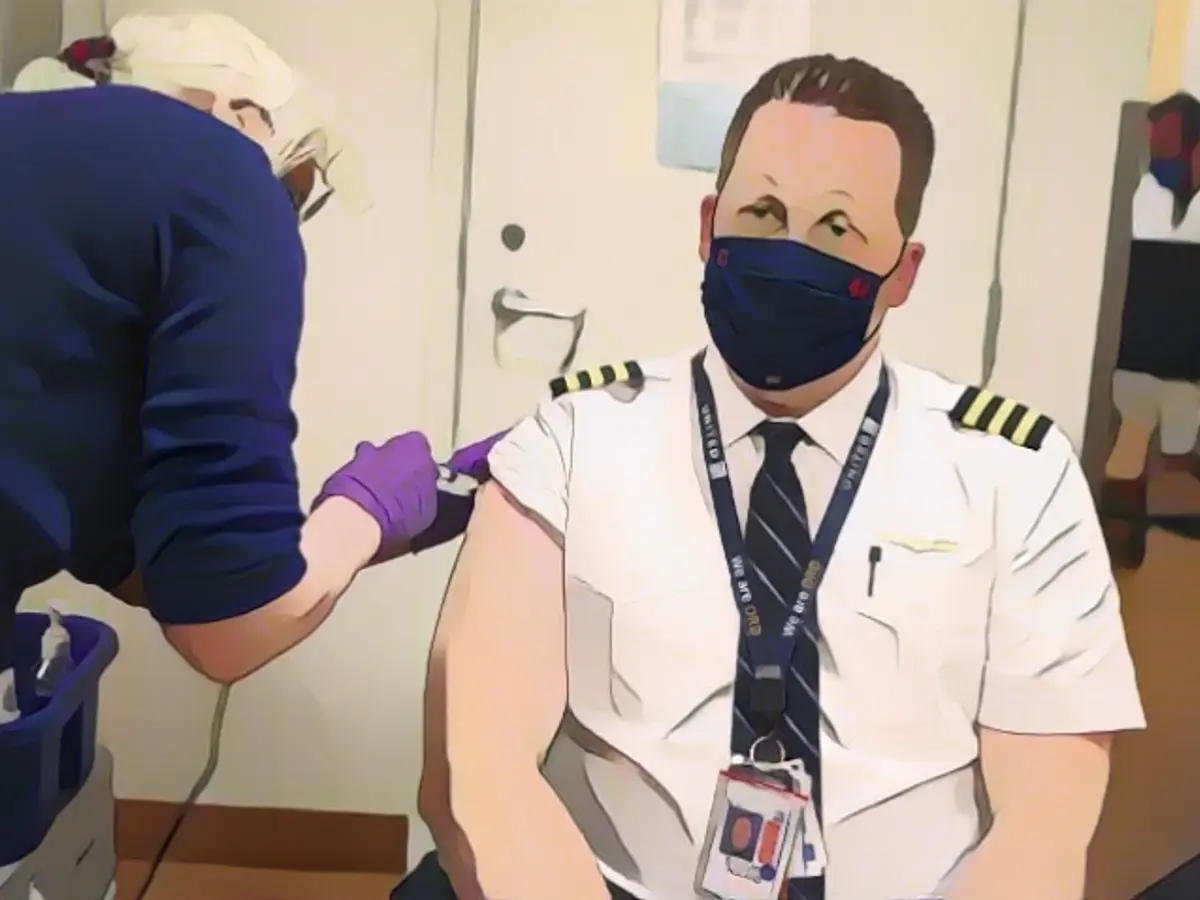 Nearly all United employees comply with vaccination requirements