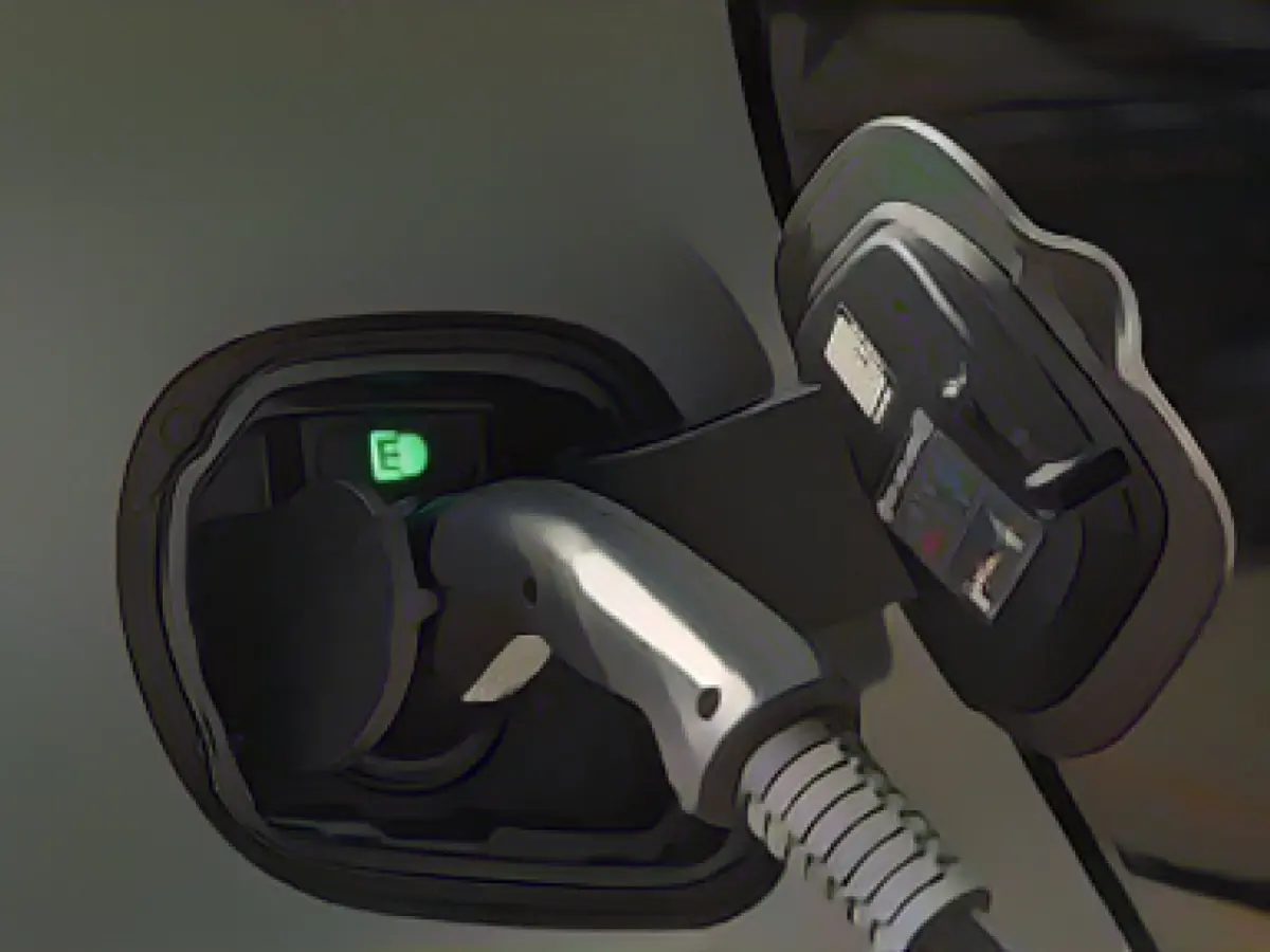 More than 100,000 cars in Brandenburg with alternative drive systems