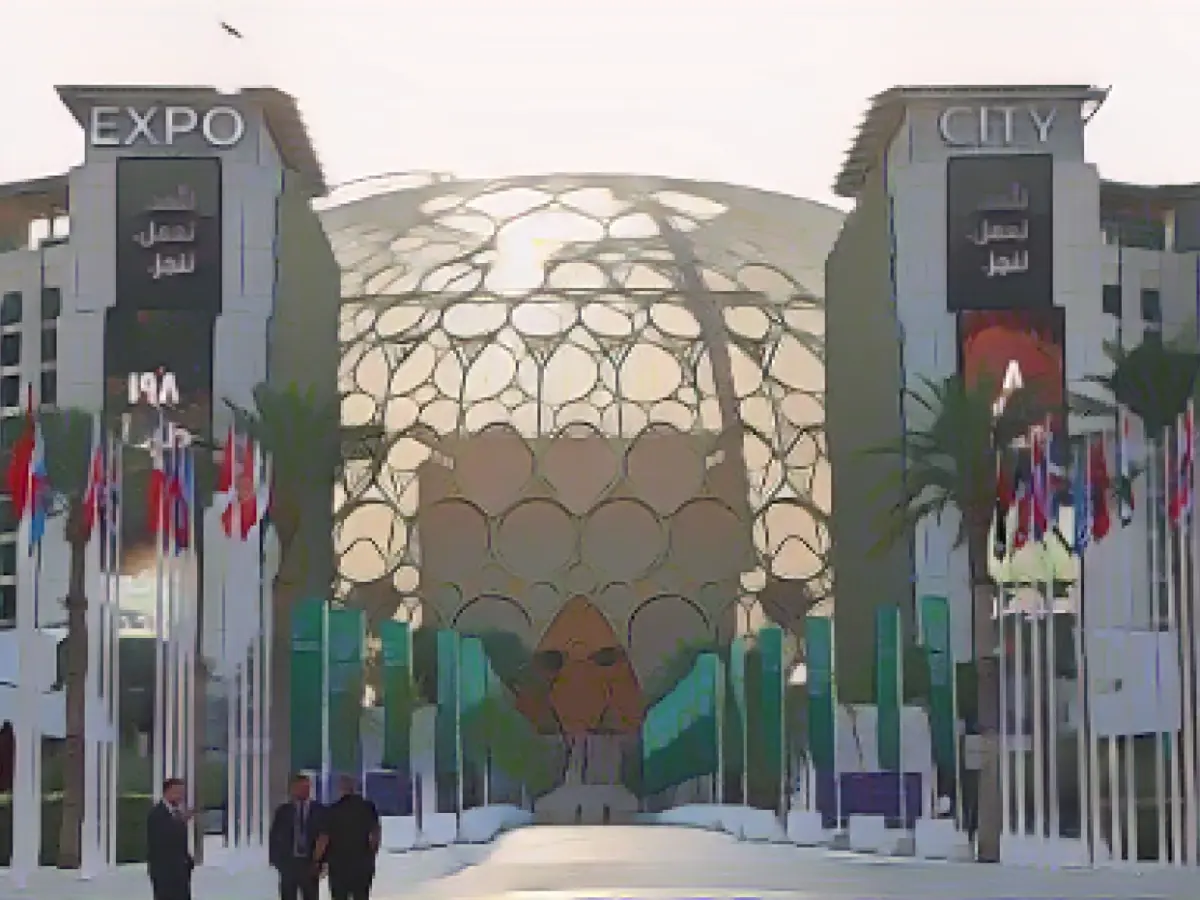 Fossil fuel industry climate summit registrations nearly quadrupled since last year, according to watchdog report