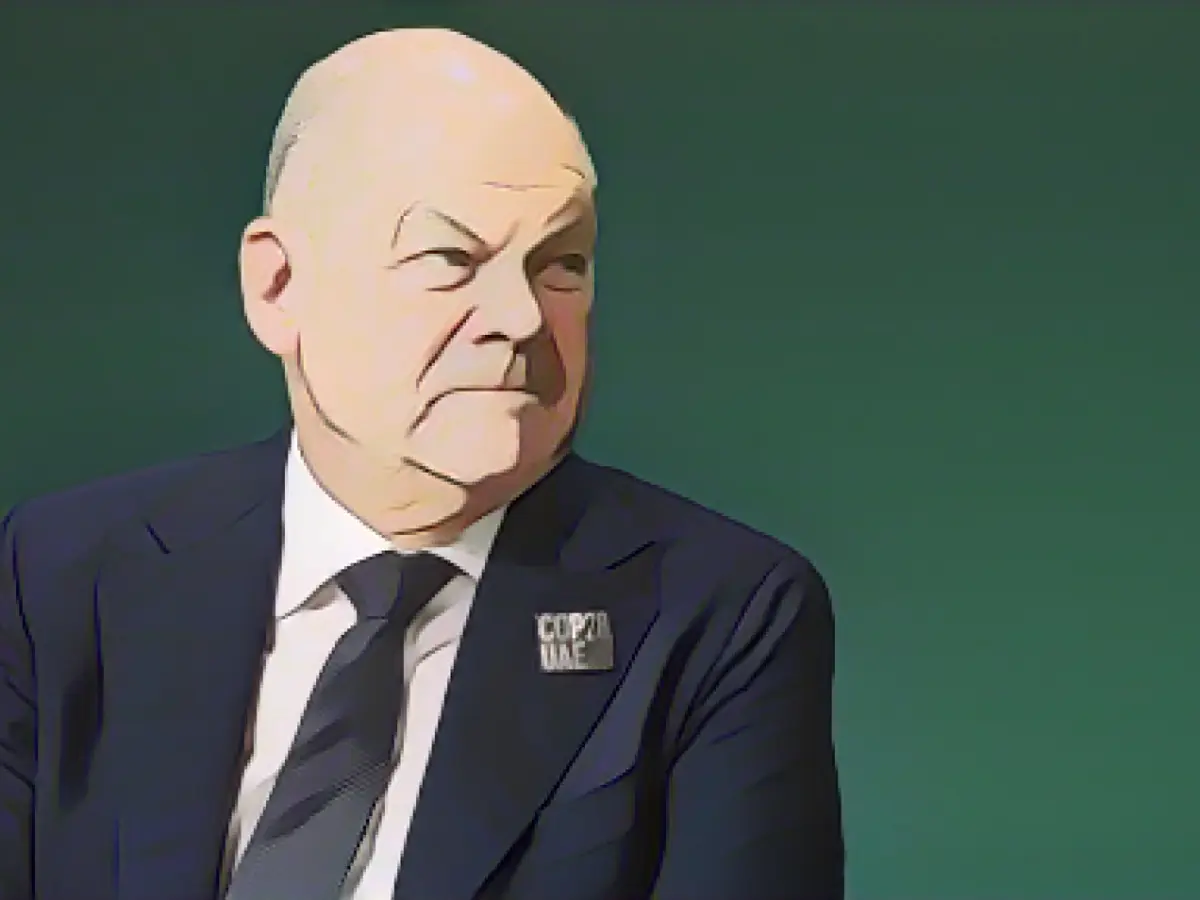 Clapping for the chancellor: only one in ten considers him to be a strong leader