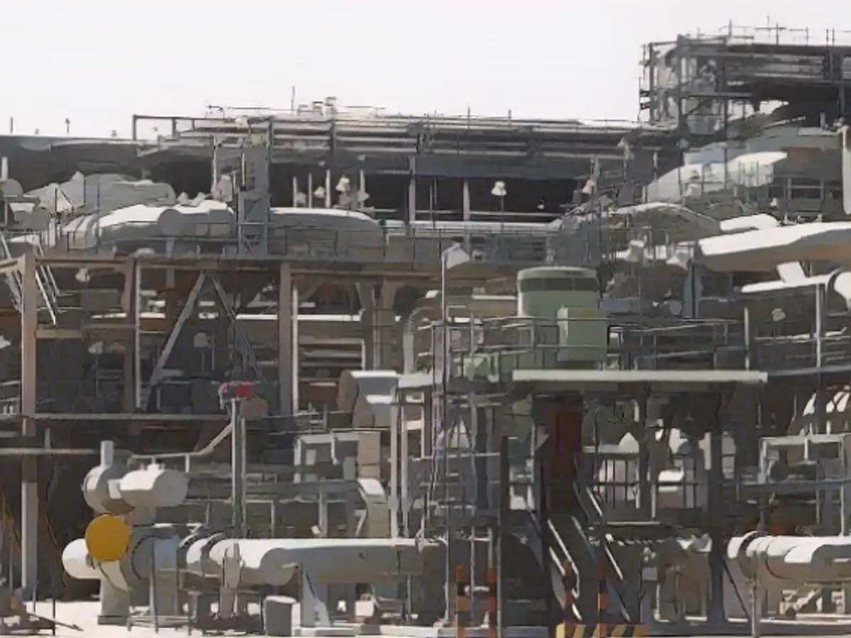 Saudi Arabia blocks exit from fossil fuels