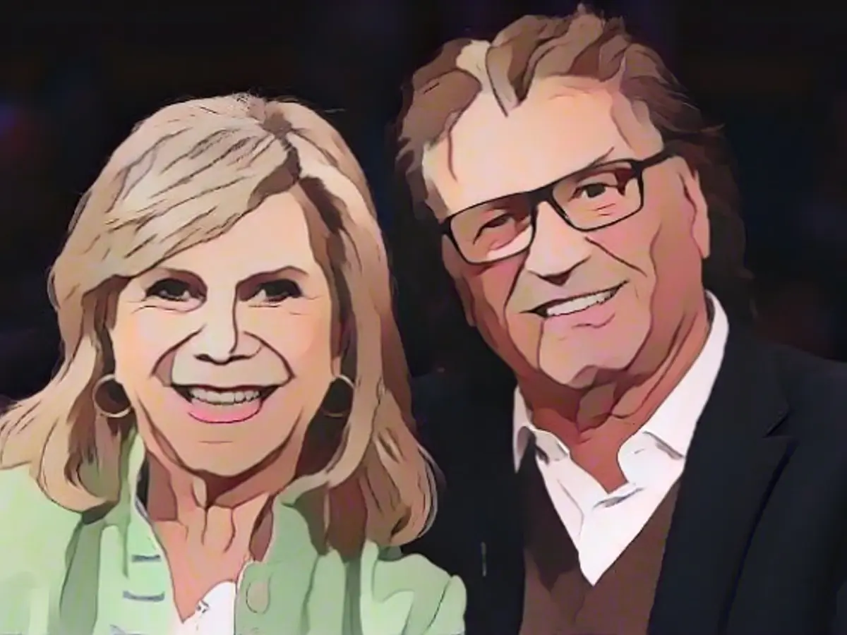 Marianne and Michael declare the end of their careers