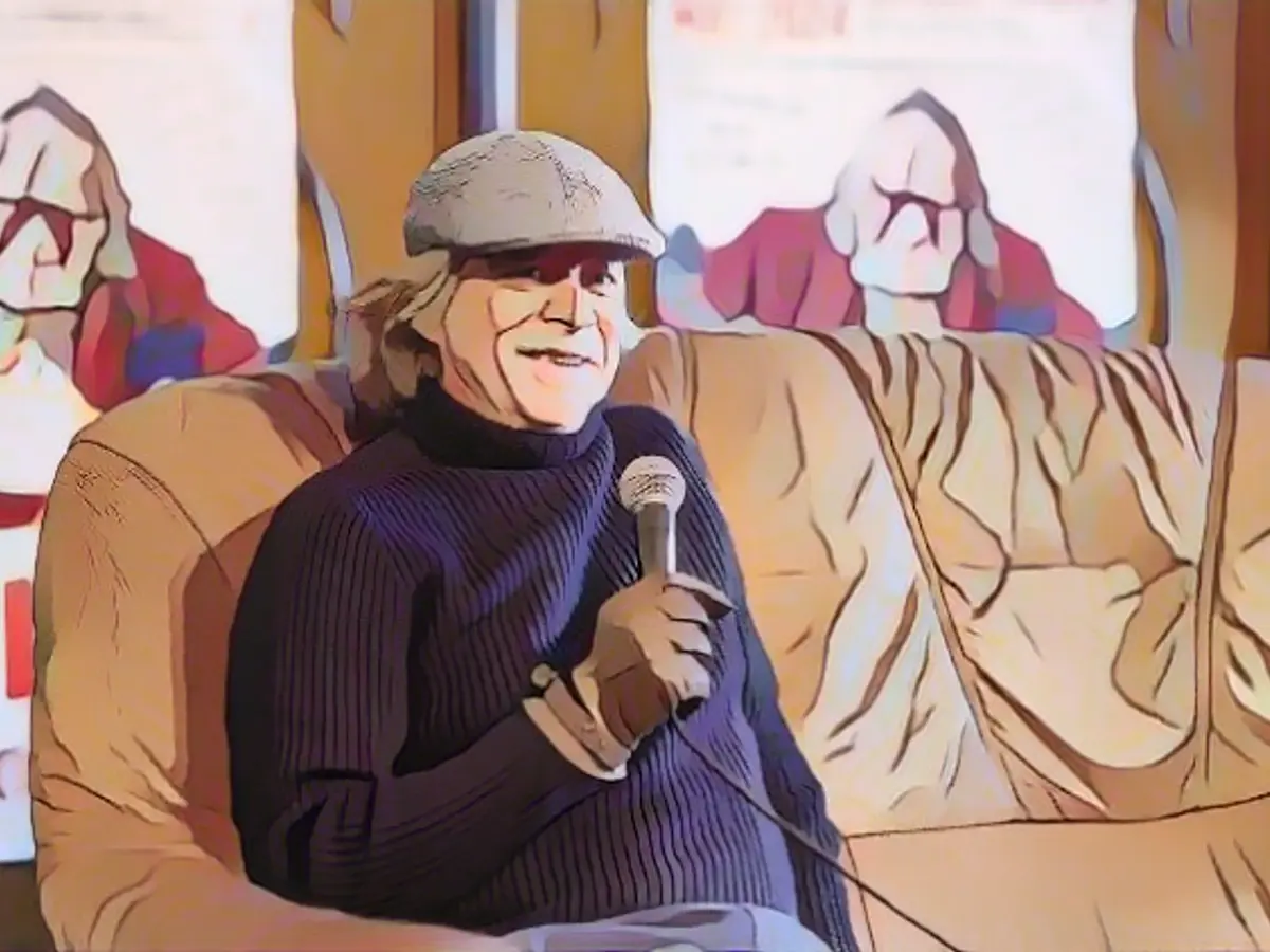 Helge Schneider finds avatars "spooky"