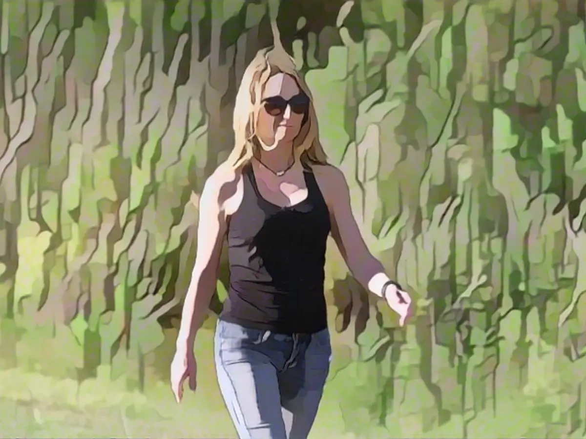 Walking a certain number of steps a day may reduce the risk of dementia