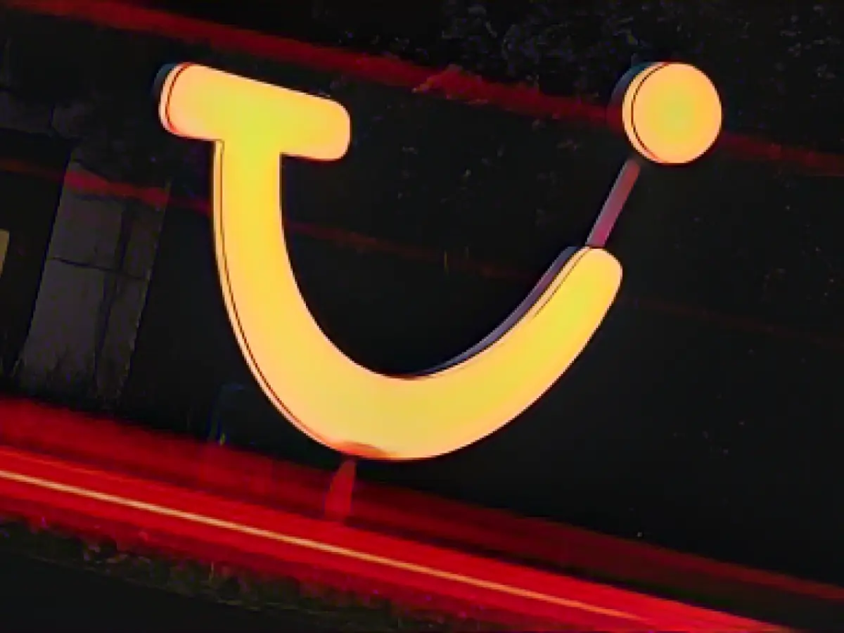 Travel enthusiasm and higher prices bring Tui record sales